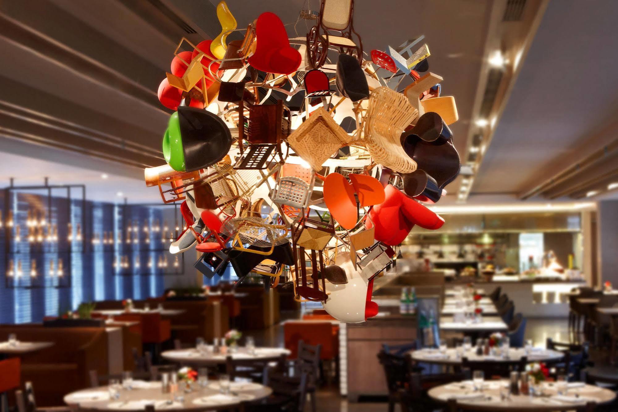 Humble House Taipei, Curio Collection By Hilton Hotel Buitenkant foto The restaurant's interior