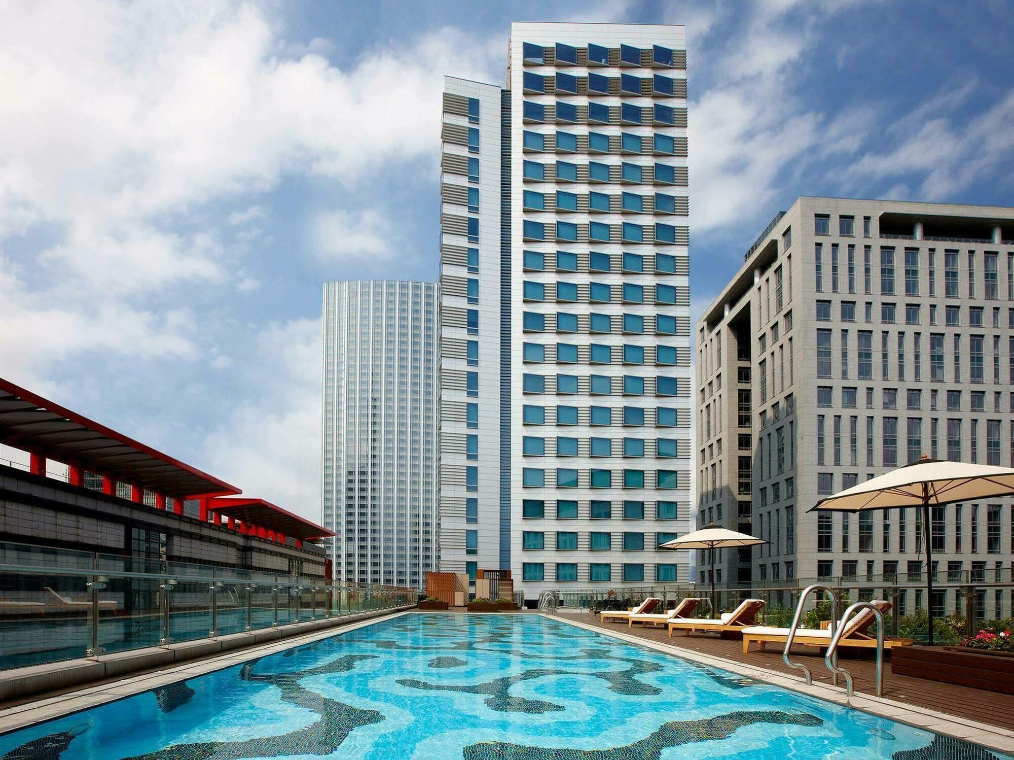 Humble House Taipei, Curio Collection By Hilton Hotel Buitenkant foto The Ritz-Carlton, DIFC